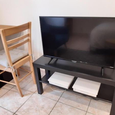 Appartement Aad1 Clamart 200 M Du Tramway T6 St Pave Blc Avec Cuisine Separee المظهر الخارجي الصورة