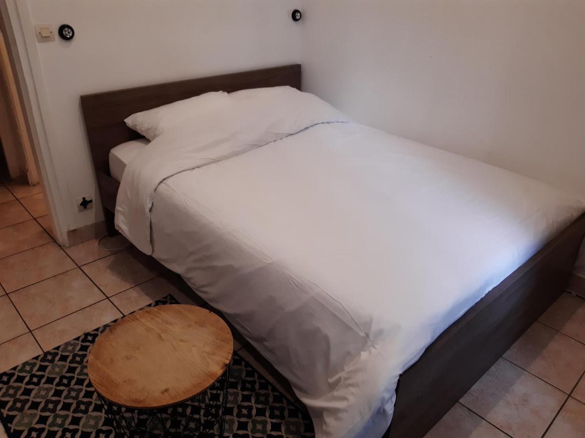 Appartement Aad1 Clamart 200 M Du Tramway T6 St Pave Blc Avec Cuisine Separee المظهر الخارجي الصورة