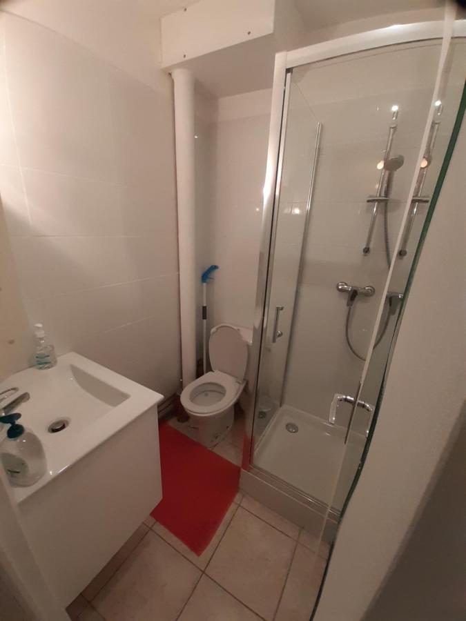 Appartement Aad1 Clamart 200 M Du Tramway T6 St Pave Blc Avec Cuisine Separee المظهر الخارجي الصورة